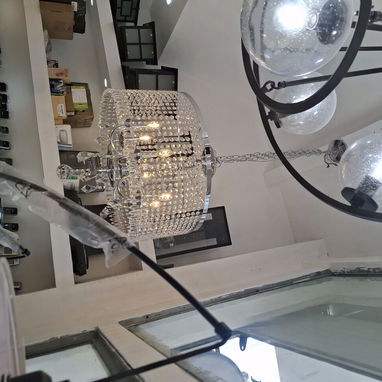 Lámparas de mesa, pared, ventiladores de techo, bombillos y repuestos. https://wa.me/50771293‼️   Buen precio al pv. Men - 2/5