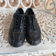 Zapatillas de piel de hombre - Img 55676662