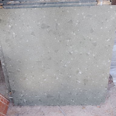 Losas de porcelanato de 60por60,guedan 11mt - 2/2