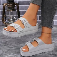 Sandalias Prácticas Engomadas - Img 54344826
