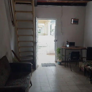 🏠 Venta de casa en el Cerro. Es puerta de calle, gas de la calle, tiene portal, 1 cuarto. Cerca del hospital Covadonga - Img 122251339