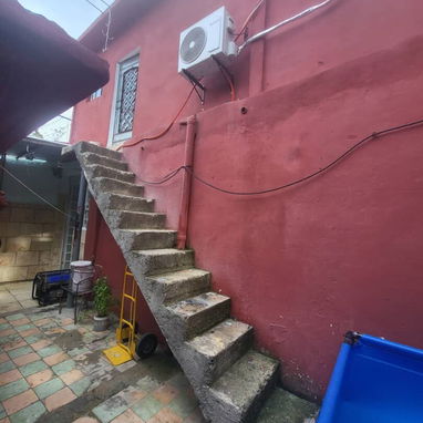 Venta Casa 2 en 1 - 4/9