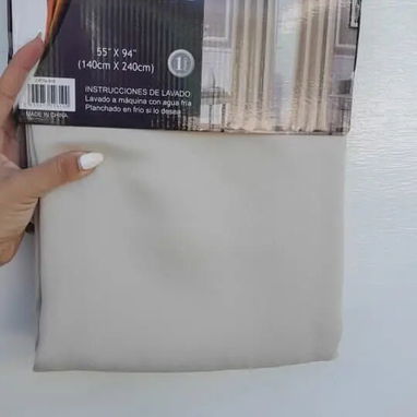 Juego de 2 cortinas blackout Ceasar Palace. Tamaño: 140 × 240 cm Precio:  US$31.00 - 4/4