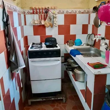 🔥 GG-125 | ¡EL VEDADO EN SU MÁXIMO ESPLENDOR! Apartamento en la zona de 23 y 12 🔥 - Img 122496743