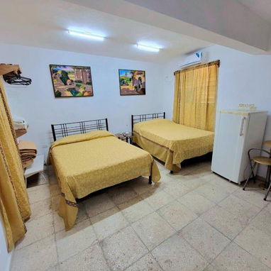 Casa con piscina en Guanabo - Img 114958878