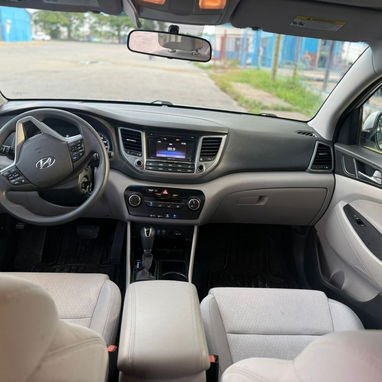 Vendo o negocio yhunday Tucson del 2018 motor 1.6 con turbo - Img 102544136