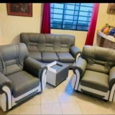 Sofá, Butacas y Mesa de Centro con Envío Gratis y Garantía. - 2/2