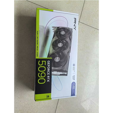 PNY RTX 5090 OC 32G - 5/6