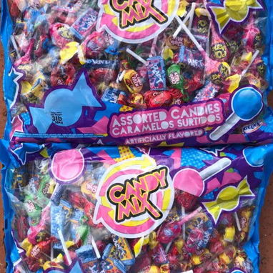 Caramelos y desechables - Img 117141622