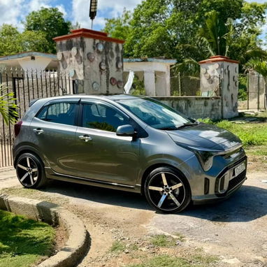 🚘 Kia Picanto 2025 GT Line - 3/8