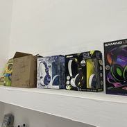 Cascos gaming nuevos sellado - Img 56113554
