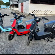 Moto eléctrica, triciclo eléctrico de carga y triciclo eléctrico de carga con cabina abierta y cajón cerrado - Img 55019139