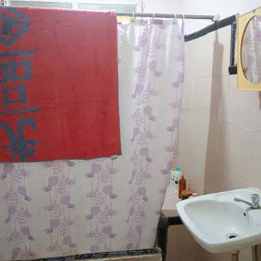 Se vende casa en Guanabo buena zona Habana del Este - Img 122875380