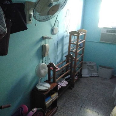Se vende apartamento en Santiago de Cuba, municipio Santiago de Cuba, en el Reparto Antonio Maceo, bloque B, es un segun - Img 124891706