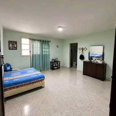 EN VENTA CASA TOTALMENTE INDEPENDIENTE EN EL SEVILLANO - 8/10