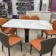 Juego de Mesa de comedor con sillas - Img 56227861