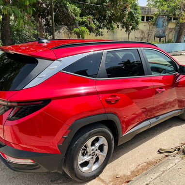 Vendo o negocio yhunday Tucson del 2023 con 34 mil millas - Img 102543714