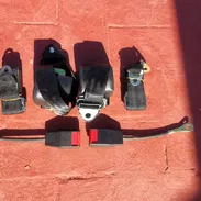 Juego de cinturon y ajustes para carro VW POLO - Img 53722158