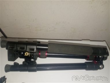 Canon EOS rebel t6i o 750D, sin batería, solo con el cargador y la camara y lente 18-55 - Img 69423413