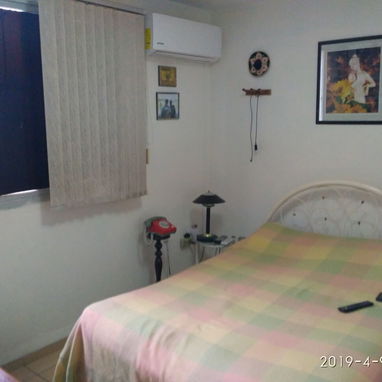 VENDO APARTAMENTO DE DOS CUARTOS CON AIRE ACONDICIONADO EN PLAYA - Img 121832618