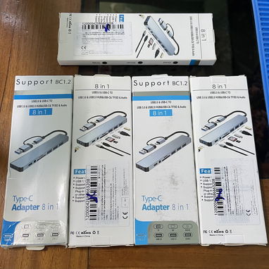 Tengo adaptador 8 en 1 para que conecte su móvil al mismo y descargue o utilice cualquier tipo de tarjeta, usb etc..!! - Img 83608581