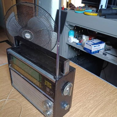 Radio VEF funcionando.. - Img 122766899