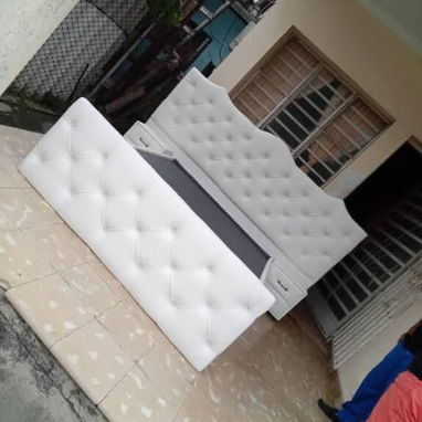 Muebles camas colchones y comedores listos para entregar transporte 🚇 incluído color y diseño a gusto del cliente trato - Img 120306211