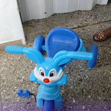 Velocípedo. Juguetes de niños - 2/2