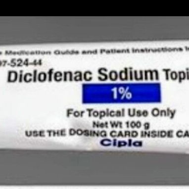 Glucosamina/pegamento dientes/Diclofenaco gel (Voltaren)/Benadrilina dormir/centrun/Spray anestesia de garganta/spray na - Img 122789689