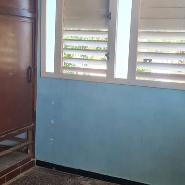 Venta de casa grande de puntal alto en cojimar - Img 121930138