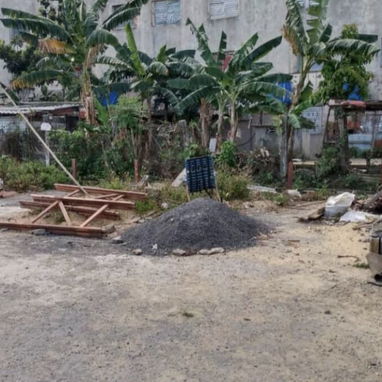 Se vende Terreno con plano para casa  de  tres habitaciones - 5/5