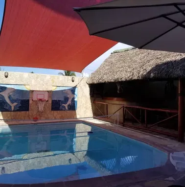 Acogedora casa de renta con piscina en la playa de Guanabo +53 52463651 - Img 83679177