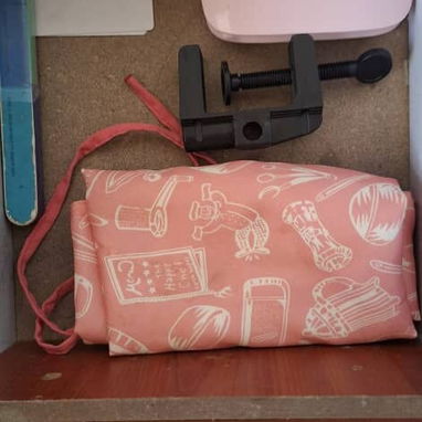Vendo Negocio de Uñas con todo es llegar y trabajar .materiales y todo tipo de accesorios. - 10/10