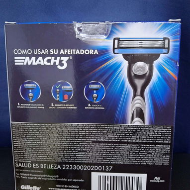 Estuche de maquina de afeitar guillette Mach3 con Shampoo. - Img 111217702