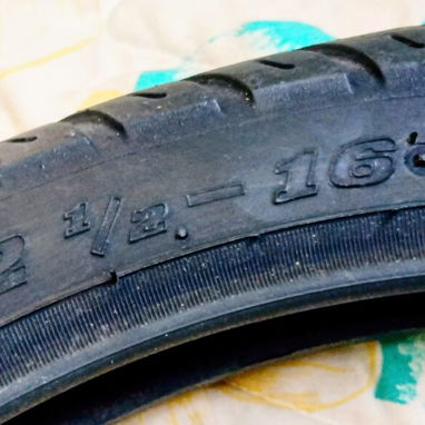VENDO GOMA DE MOTO RING 16” - 2/2