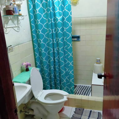 Vendo apartamento en la zona 11 de alamar 2do piso - Img 126899383