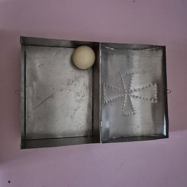 Cofre de Oddua y bola de billar. - 2/3