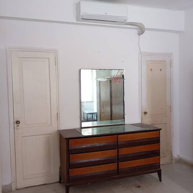 💥VENTA DE APARTAMENTO EN EL VEDADO DE CONSTRUCCIÓN CAPITALISTA 🏘️ 💥 ( Precio negociable ) - 3/4
