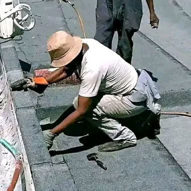 Manta de techo ,se monta y se repara la manta asfáltica impermible , techeros profesionales y legales 51151116 y52575800 - Img 120084884
