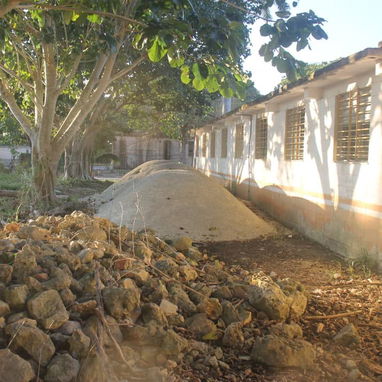 Vendo casa independiente  con  terreno  grande - 2/10