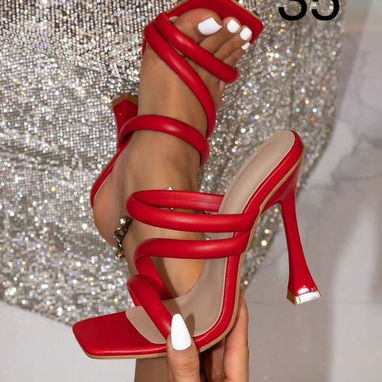 Tacones y botines - Img 122100767