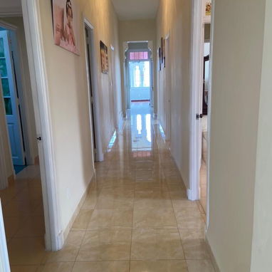 🏡 VENTA DE PROPIEDAD EN EL VEDADO – LA HABANA 🇨🇺 - Img 121926784