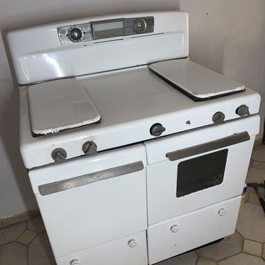 Cosina vintage Original de los 50 , producto en excelente estado y entrega rápida y confiable - Img 118199875