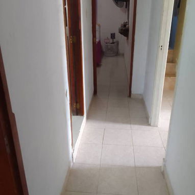 🏡 SE VENDE PROPIEDAD DE DOS NIVELES EN DIEZ DE OCTUBRE - 3/10
