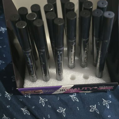 Maquillaje - Img 125884653