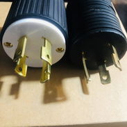 ESPIGAS MACHO 15-20 y 30A PARA PROTEGER Y ESTABILIZAR SU PLANTA ELÉCTRICA Y VIVIENDA CONTRA ALTOS/BAJOS VOLTAJES (NUEVO) - Img 50495816