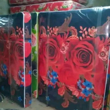 Interesados llamar al 58879086 inf.. o contactar por Whatsapp o messenger. - Escáparates y gabetero. - Juego de sala. - Img 127827659