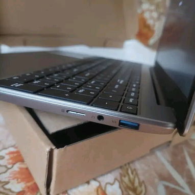 410usd Laptop SGIN (NUEVA EN CAJA) - 2/3