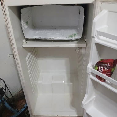 Vendo refrigerador funcionando al 100% - Img 126434705