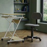 Escritorio con silla - Img 57493969